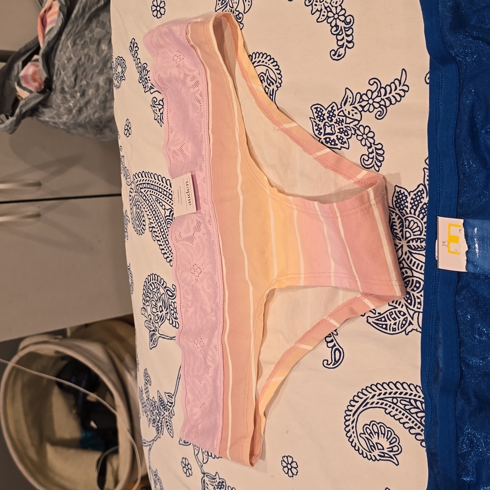 ❤️10/$10 New cute underwear